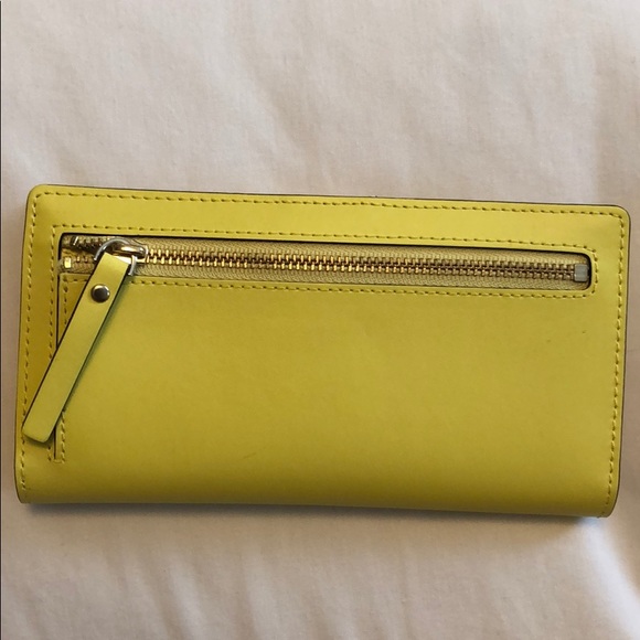 Brand new, unused Kate Spade wallet/clutch - Picture 3 of 4